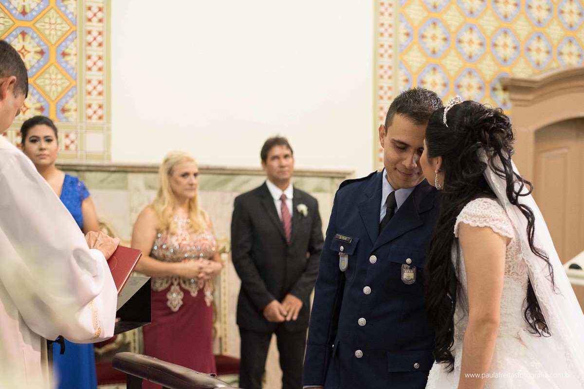 casamento-em-matriz-catedral-de-santo-antonio-de-guaratingueta-fotografado-por-paula-freitas-fotografia
