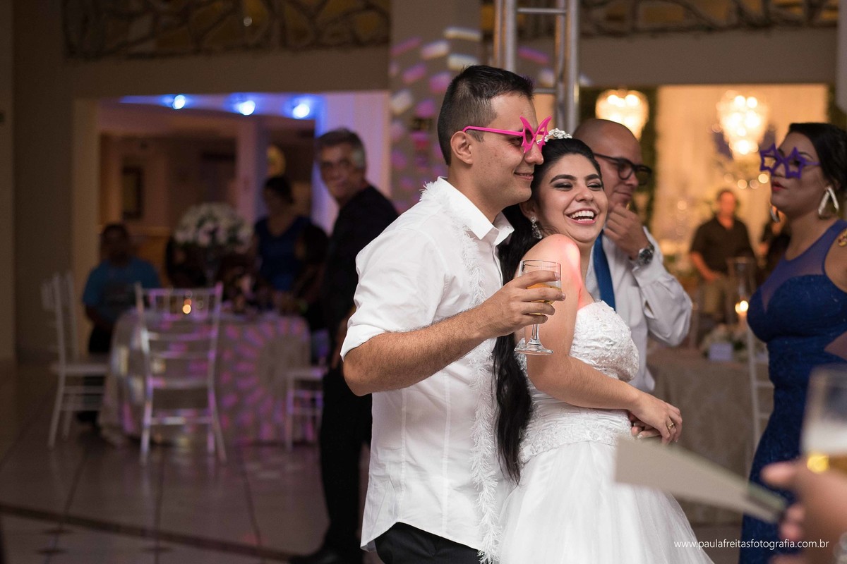 casamento-em-matriz-catedral-de-santo-antonio-de-guaratingueta-fotografado-por-paula-freitas-fotografia