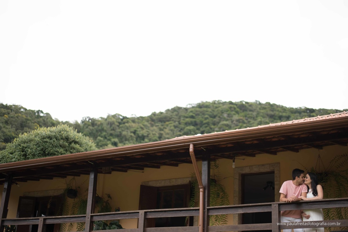 ensaio gestante feito na roca em guaratingueta