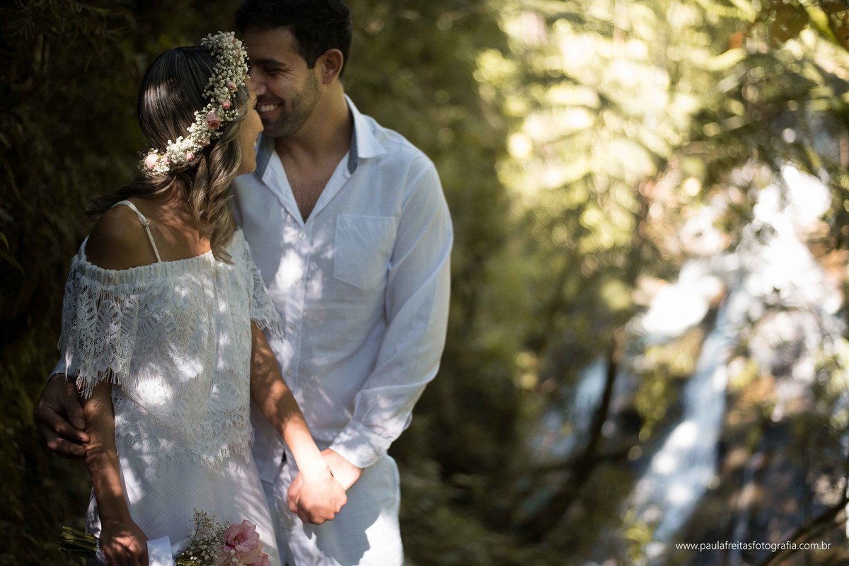 ensaio pre casamento em guaratingueta na cachoeira