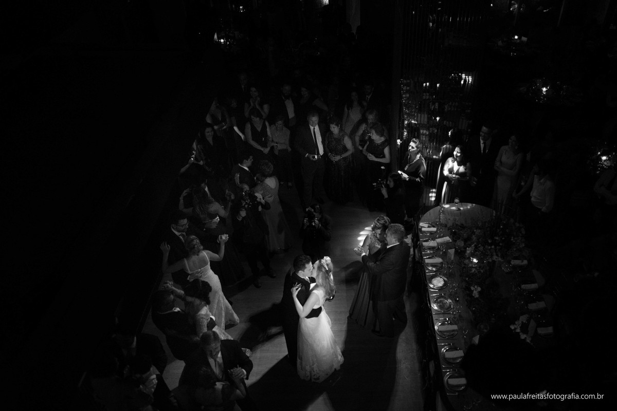 casamento realizado na villa bisutti são paulo e fotografado por paula freitas fotografia