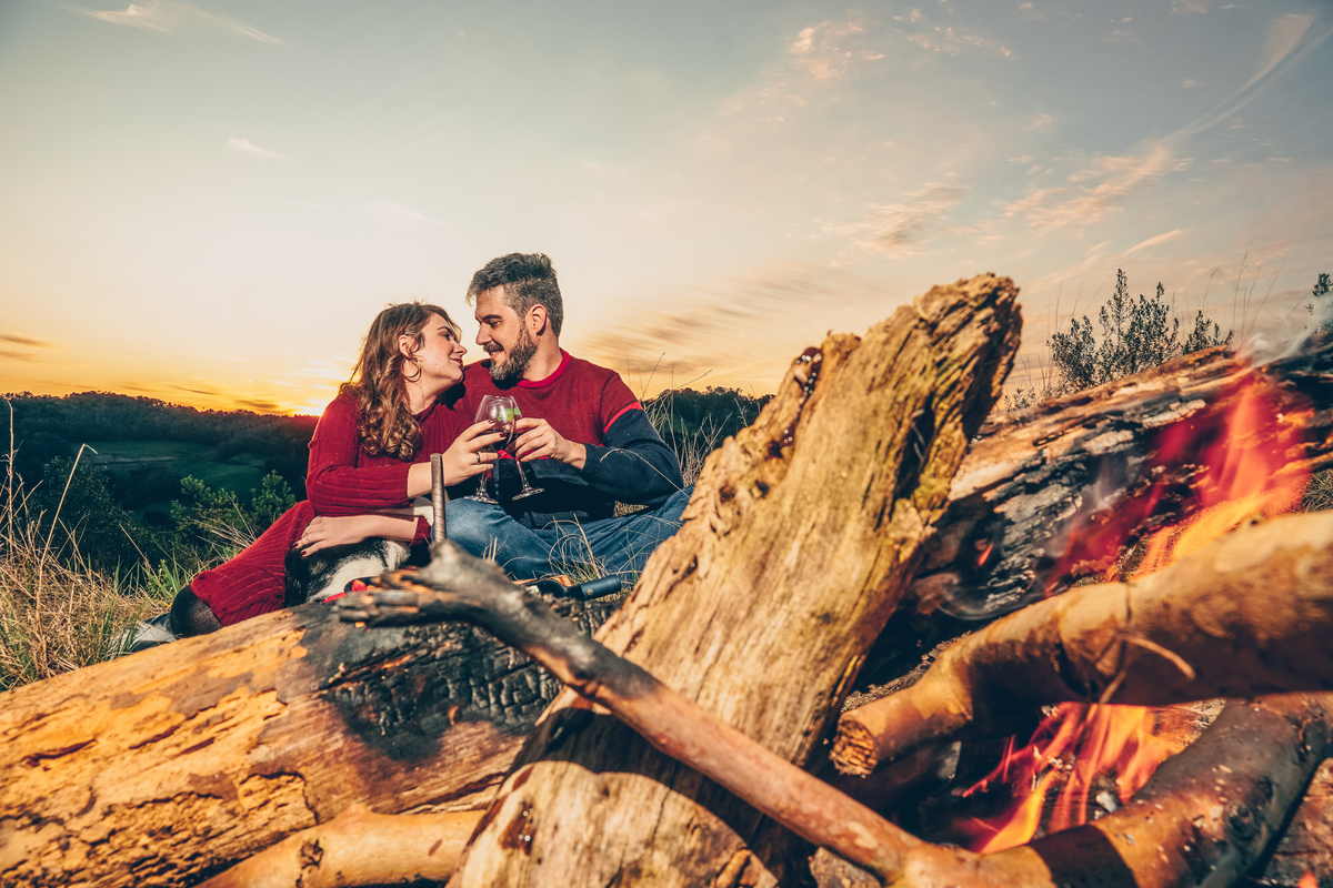 Fotógrafo de casamento em Erechim
Ensaio pré-casamento em Erechim
Fotógrafo para ensaio pré-wedding
Ensaio de noivos ao pôr do sol
Fotografia de casal natural em Erechim
Fotos pré-casamento pôr do sol
Fotógrafo para noivos no interior
Pré-casamento românt