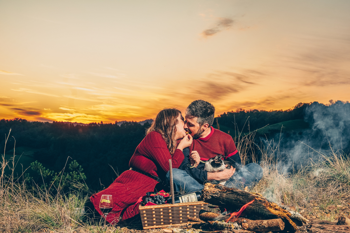 Fotógrafo de casamento em Erechim
Ensaio pré-casamento em Erechim
Fotógrafo para ensaio pré-wedding
Ensaio de noivos ao pôr do sol
Fotografia de casal natural em Erechim
Fotos pré-casamento pôr do sol
Fotógrafo para noivos no interior
Pré-casamento românt