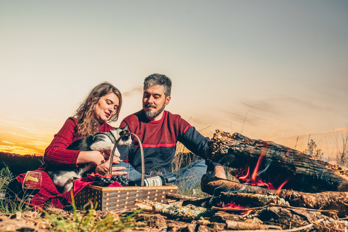 Fotógrafo de casamento em Erechim
Ensaio pré-casamento em Erechim
Fotógrafo para ensaio pré-wedding
Ensaio de noivos ao pôr do sol
Fotografia de casal natural em Erechim
Fotos pré-casamento pôr do sol
Fotógrafo para noivos no interior
Pré-casamento românt