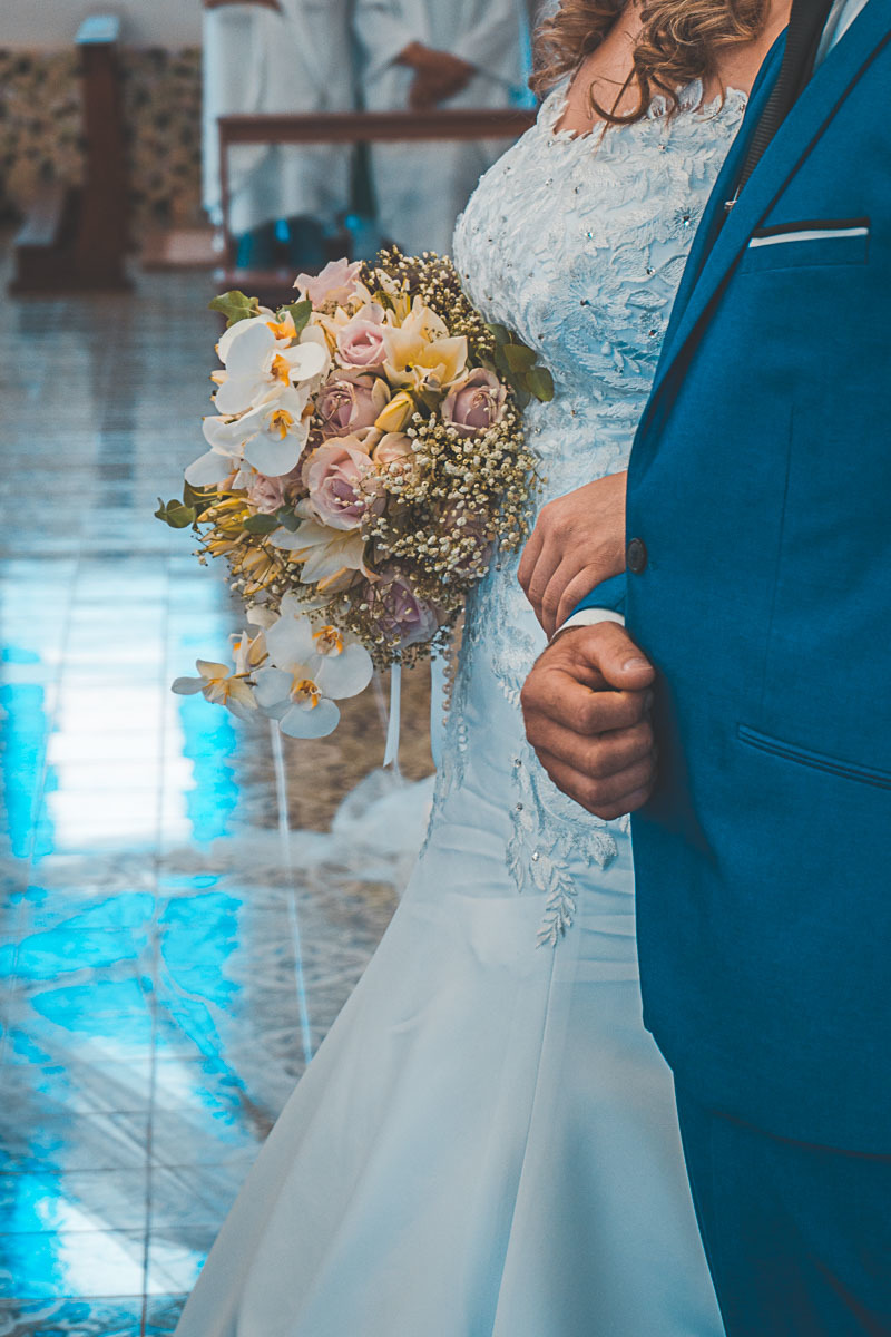 Fotografia de Casamento em São João da Urtiga - Fotografo Vitor Trombetta - Casamento de dia
Entrada dos pais na Igreja
