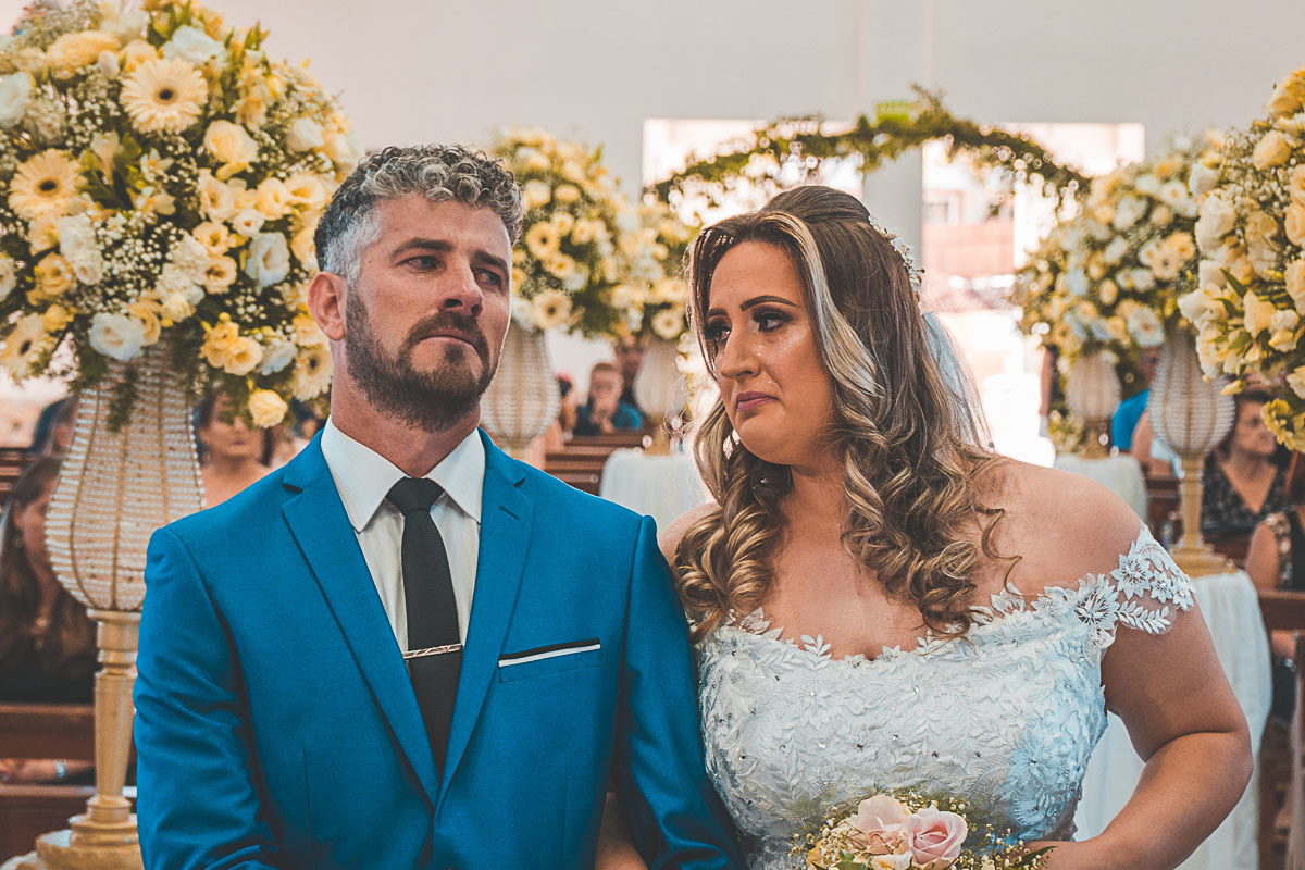 Casamento em São João Urtiga no Rio Grande do Sul. Noivos Miqueli e Túlio. Fotografias Vitor Trombetta.