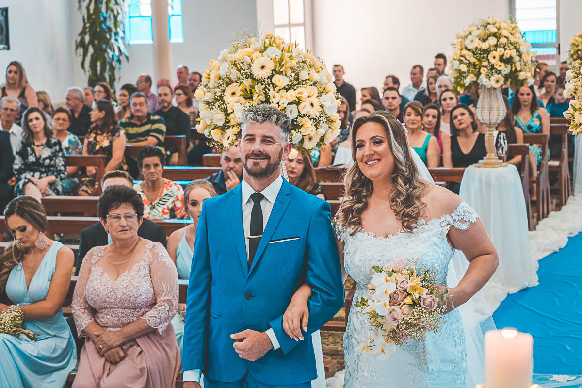 Casamento dos noivos MIqueli e Túlio - Fotografia VItor Trombetta.
São João da Urtiga, Rio Grande do Sul - Igreja Matriz Cristo Rei.