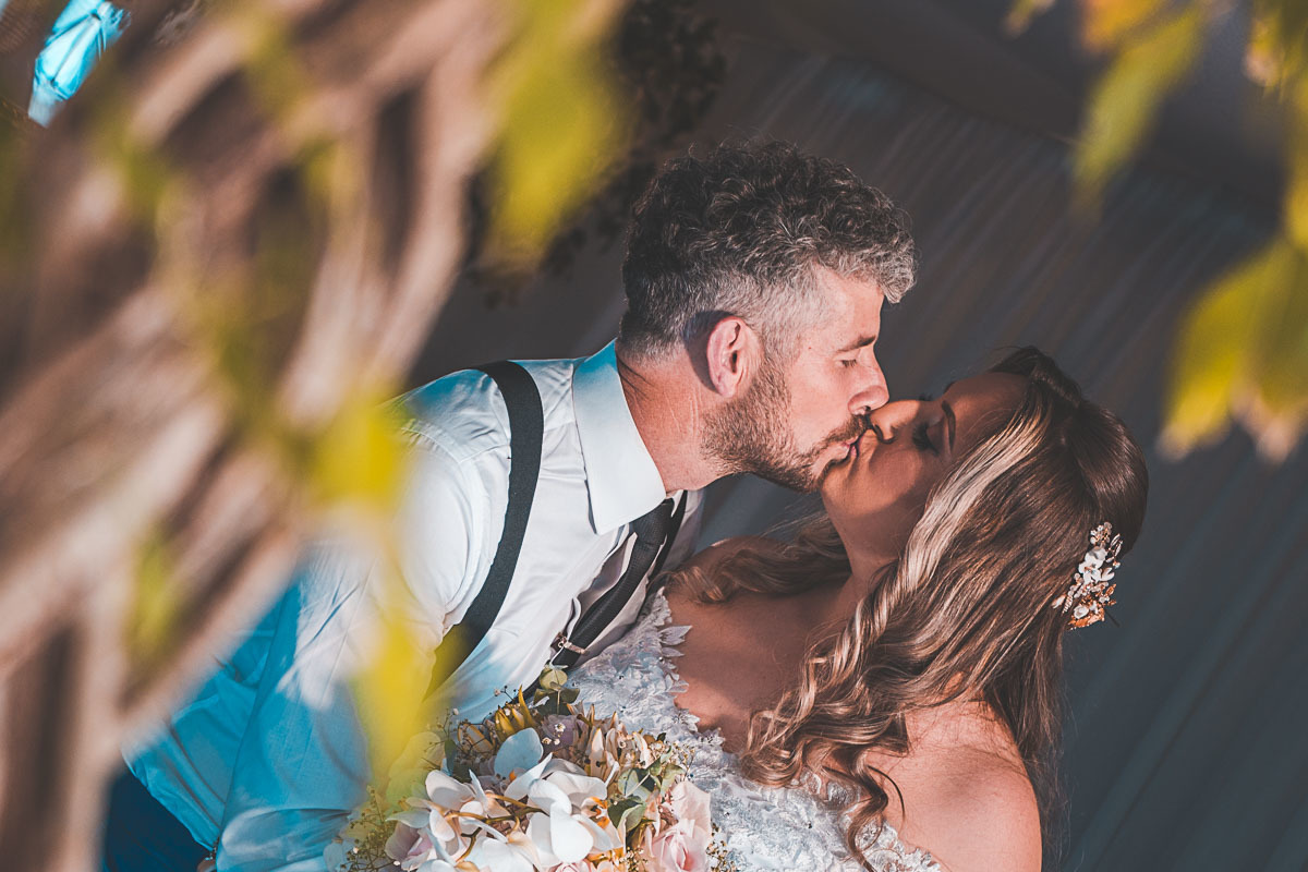 Casamento dos Noivos
Túlio e Miqueli
Fotografia VItor Trombetta.
São João da Urtiga, Rio Grande do Sul - Igreja Matriz Cristo Rei.
