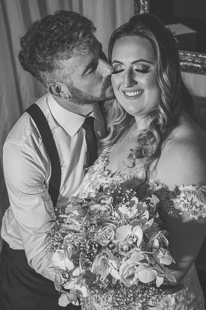 Casamento dos Noivos
Túlio e Miqueli
Fotografia VItor Trombetta.
São João da Urtiga, Rio Grande do Sul - Igreja Matriz Cristo Rei.