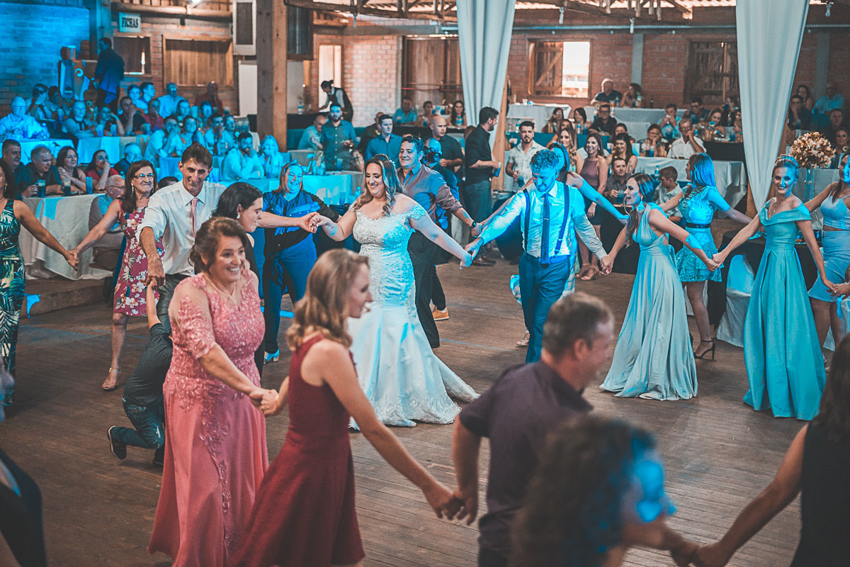 Casamento dos Noivos
Túlio e Miqueli
Fotografia VItor Trombetta.
São João da Urtiga, Rio Grande do Sul - Festa no CTG Coxilha da Serra.