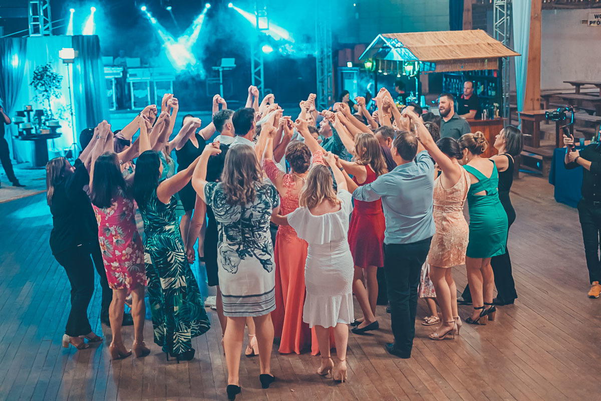 Casamento dos Noivos
Túlio e Miqueli
Fotografia VItor Trombetta.
São João da Urtiga, Rio Grande do Sul - Festa no CTG Coxilha da Serra.
