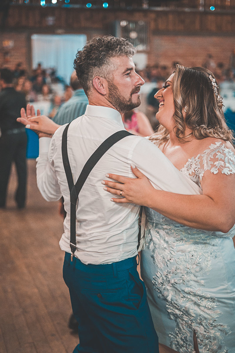 Casamento dos Noivos
Túlio e Miqueli
Fotografia VItor Trombetta.
São João da Urtiga, Rio Grande do Sul - Festa no CTG Coxilha da Serra.
