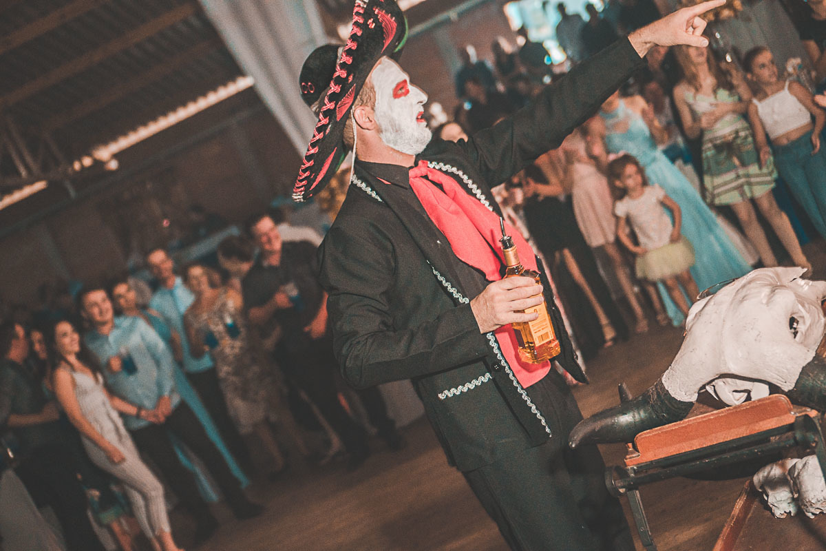 Casamento dos Noivos
Túlio e Miqueli
Fotografia VItor Trombetta.
São João da Urtiga, Rio Grande do Sul - Festa no CTG Coxilha da Serra.
