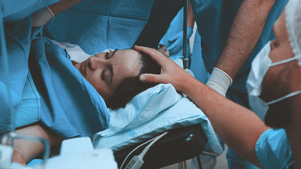 Vitória Scanegatta Vicari nasceu no 03 de Março de 2020 no Hospital de Caridade de Erechim. Fotografo de nascimento Vitor Trombetta