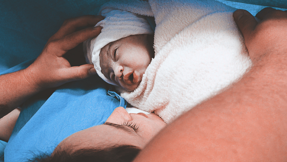 Vitória Scanegatta Vicari nasceu no 03 de Março de 2020 no Hospital de Caridade de Erechim. Fotografo de nascimento Vitor Trombetta