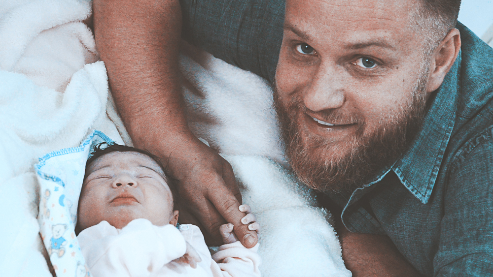 Vitória Scanegatta Vicari nasceu no 03 de Março de 2020 no Hospital de Caridade de Erechim. Fotografo de nascimento Vitor Trombetta