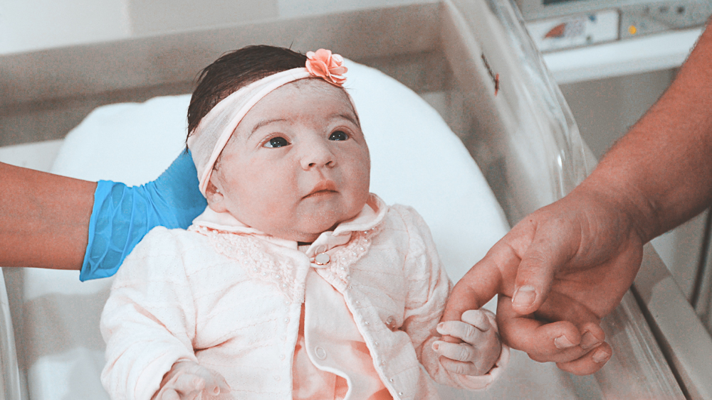 Vitória Scanegatta Vicari nasceu no 03 de Março de 2020 no Hospital de Caridade de Erechim. Fotografo de nascimento Vitor Trombetta