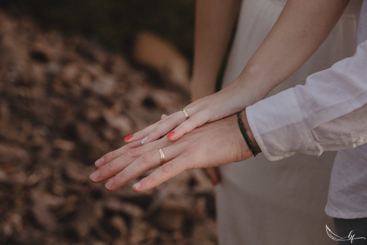 Maquiagem; Making of; Noiva; Noivo; Pré Wedding; Street Wedding; Celina Munhoz; Adriana Kruger; Manu Garcia; Camarim Madri; Wandering Wedding; São Francisco de Paula; Fotografia de Casal; Fotografia de Casamento; Pré Wedding; São Leopoldo; Belo Horizonte;