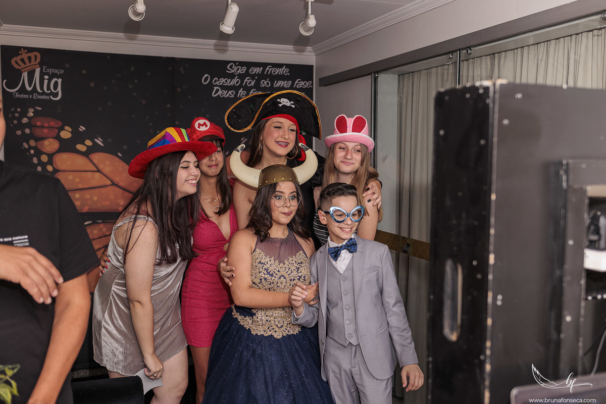 Ensaio feminino; Fotografia feminina; Recanto Bueno; Celina Munhoz; Novo Hamburgo; Fotografia Lifestyle; Nova Petropolis; Ensaio Teen; Ensaio 15th; 15 anos; Fotografo de 15 Anos; Debutante; Camarim Madri; Adriana Krieger; Manu Garcia;