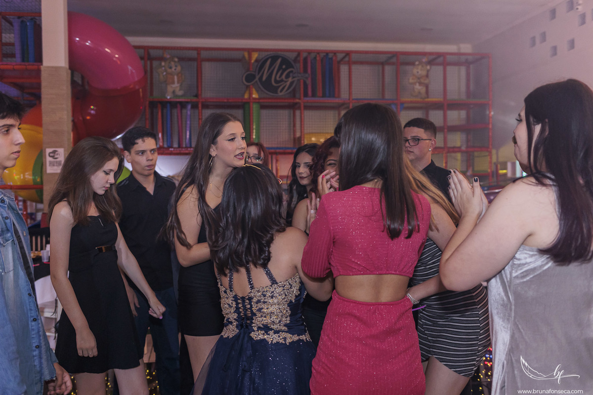 Ensaio feminino; Fotografia feminina; Recanto Bueno; Celina Munhoz; Novo Hamburgo; Fotografia Lifestyle; Nova Petropolis; Ensaio Teen; Ensaio 15th; 15 anos; Fotografo de 15 Anos; Debutante; Camarim Madri; Adriana Krieger; Manu Garcia;