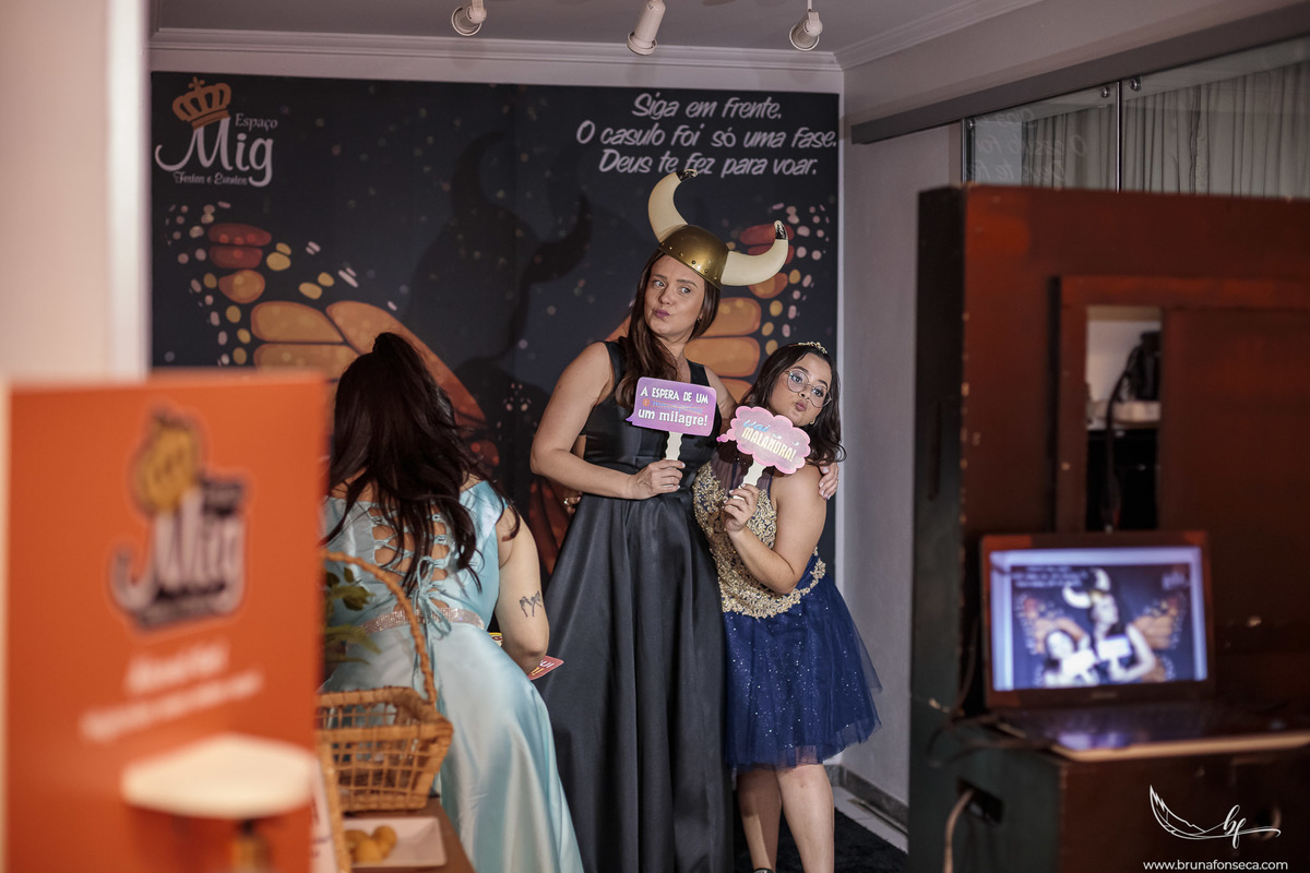 Ensaio feminino; Fotografia feminina; Recanto Bueno; Celina Munhoz; Novo Hamburgo; Fotografia Lifestyle; Nova Petropolis; Ensaio Teen; Ensaio 15th; 15 anos; Fotografo de 15 Anos; Debutante; Camarim Madri; Adriana Krieger; Manu Garcia;