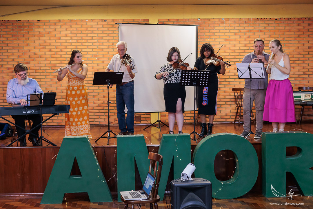 Maquiagem; Making of; Noiva; Noivo; Pré Wedding; Street Wedding; Celina Munhoz; Adriana Kruger; Manu Garcia; Camarim Madri; Wandering Wedding; São Francisco de Paula; Fotografia de Casal; Fotografia de Casamento; Pré Wedding; São Leopoldo; Belo Horizonte;