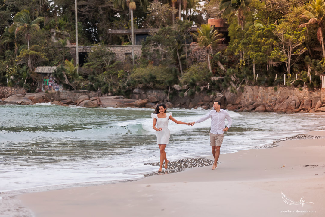 Maquiagem; Making of; Noiva; Noivo; Pré Wedding; Street Wedding; Celina Munhoz; Adriana Kruger; Manu Garcia; Wandering Wedding; São Francisco de Paula; Fotografia de Casal; Fotografia de Casamento; Pré Wedding; São Leopoldo; Vinícola Luiz Argenta; Floripa