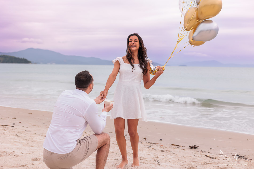 Maquiagem; Making of; Noiva; Noivo; Pré Wedding; Street Wedding; Celina Munhoz; Adriana Kruger; Manu Garcia; Wandering Wedding; São Francisco de Paula; Fotografia de Casal; Fotografia de Casamento; Pré Wedding; São Leopoldo; Vinícola Luiz Argenta; Floripa