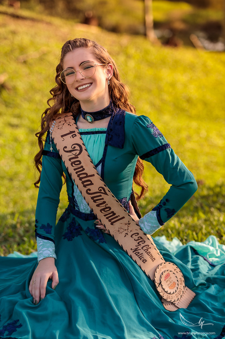 Ensaio feminino; Fotografia feminina; Recanto Bueno; Celina Munhoz; Novo Hamburgo; Fotografia Lifestyle; Nova Petropolis; Ensaio Teen; Ensaio 15th; 15 anos; Fotografo de 15 Anos; Debutante; Camarim Madri; Adriana Krieger; Manu Garcia;