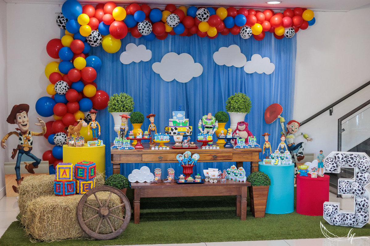 Aniversário infantil; Mig Eventos; Aniversário de criança; Fotografia infantil; Fotografia de família; São Leopoldo;  Casa de festa de são leopoldo; Fotografo infantil são leopoldo; Festança Kids; Fotografo de Canoas; Festejar; ForKids;