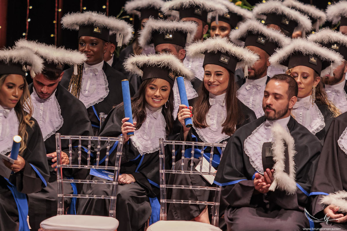 Feevale; Formatura; Fotografo de Formatura; Universidade Feevale; Novo Hamburgo; São Leopoldo; Colação de grau; Unisinos; Direito; Fotografia de Formatura; Fotografo de Formatura; Engenharia Cívil; Prova de Toga; UFRGS; Porto Alegre;