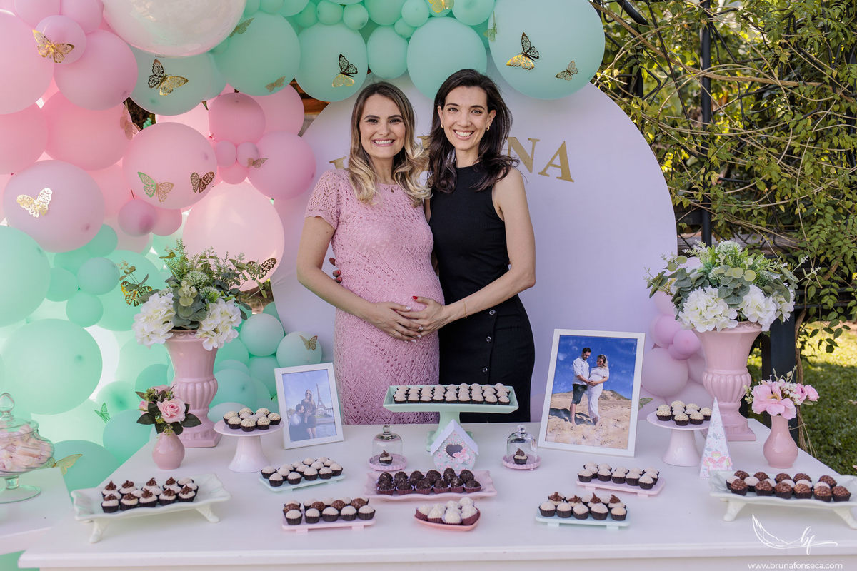 Ensaio Gestante; Mãe de Menina; Fotografia gestante; Fotografia gestante São Leopoldo; Fotografia gestante; Fotografia de família; São Leopoldo; Fotografia com animais; Ensaio de família; Gravidez;