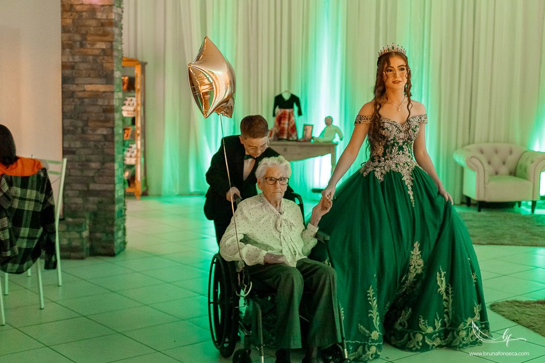 Ensaio feminino; Fotografia feminina; Recanto Bueno; Celina Munhoz; Novo Hamburgo; Fotografia Lifestyle; Nova Petropolis; Ensaio Teen; Ensaio 15th; 15 anos; Fotografo de 15 Anos; Debutante; Camarim Madri; Adriana Krieger; Manu Garcia;