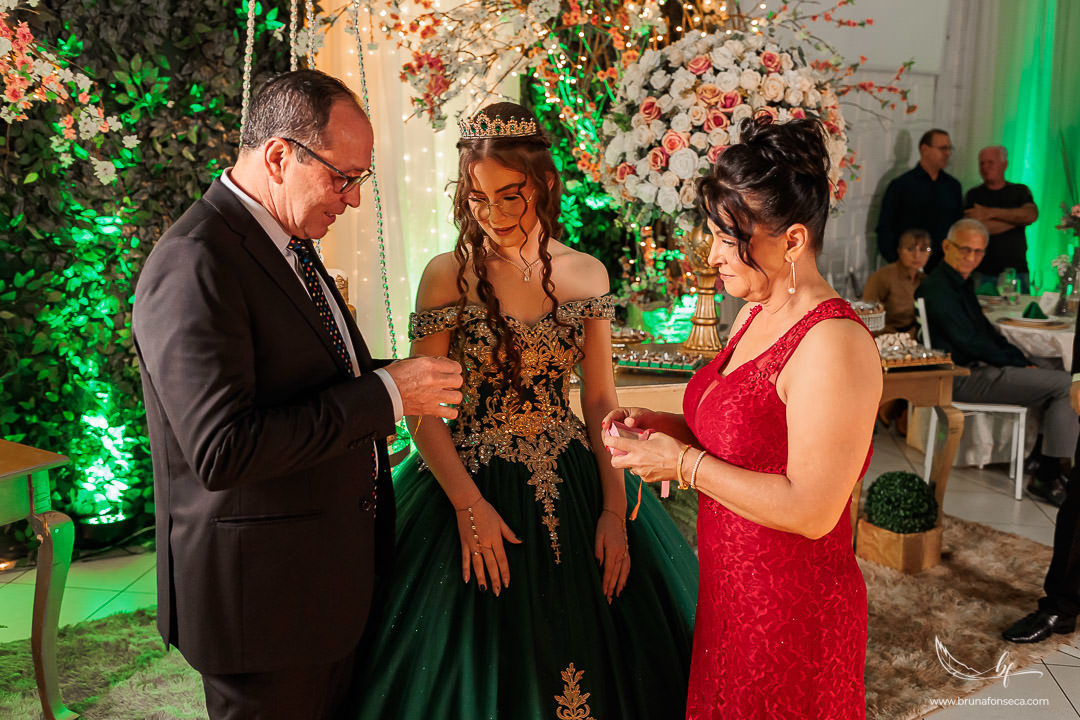 Ensaio feminino; Fotografia feminina; Recanto Bueno; Celina Munhoz; Novo Hamburgo; Fotografia Lifestyle; Nova Petropolis; Ensaio Teen; Ensaio 15th; 15 anos; Fotografo de 15 Anos; Debutante; Camarim Madri; Adriana Krieger; Manu Garcia;