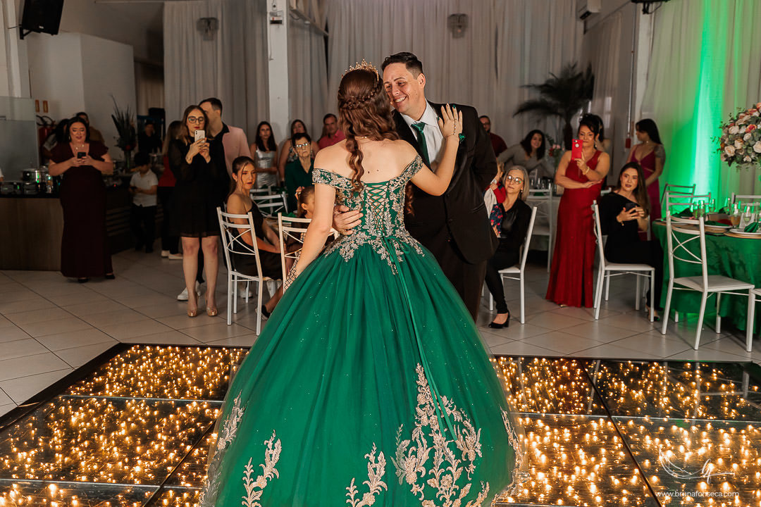 Ensaio feminino; Fotografia feminina; Recanto Bueno; Celina Munhoz; Novo Hamburgo; Fotografia Lifestyle; Nova Petropolis; Ensaio Teen; Ensaio 15th; 15 anos; Fotografo de 15 Anos; Debutante; Camarim Madri; Adriana Krieger; Manu Garcia;