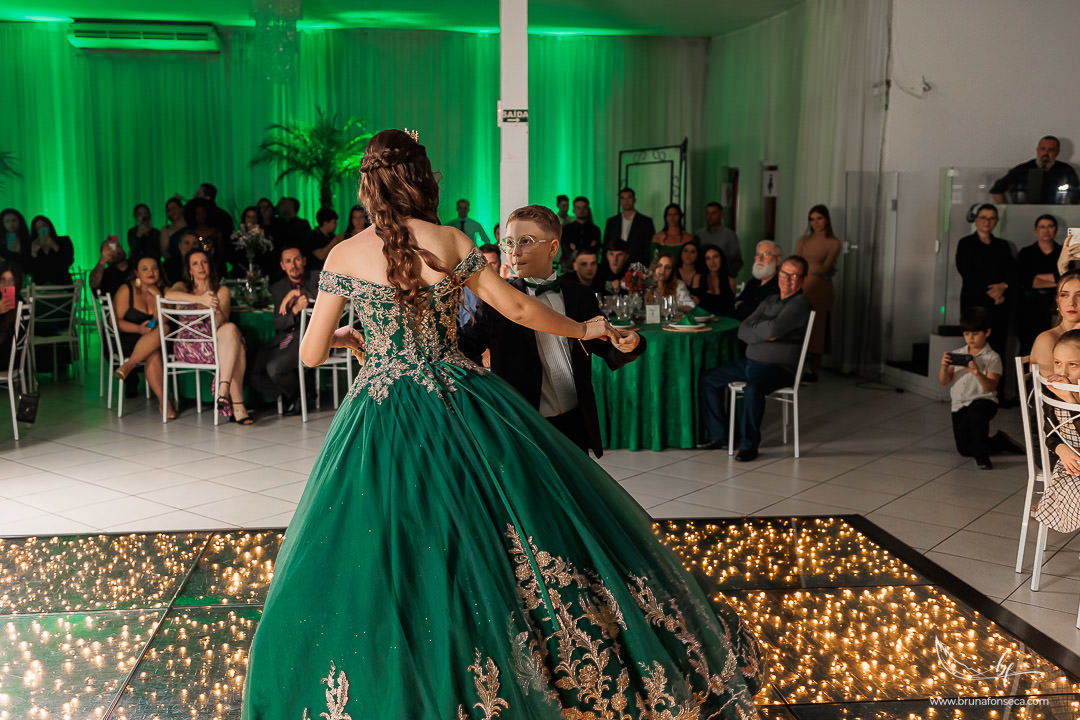 Ensaio feminino; Fotografia feminina; Recanto Bueno; Celina Munhoz; Novo Hamburgo; Fotografia Lifestyle; Nova Petropolis; Ensaio Teen; Ensaio 15th; 15 anos; Fotografo de 15 Anos; Debutante; Camarim Madri; Adriana Krieger; Manu Garcia;