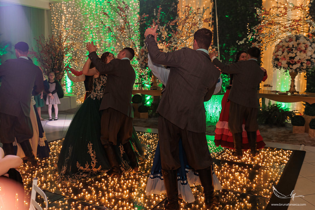 Ensaio feminino; Fotografia feminina; Recanto Bueno; Celina Munhoz; Novo Hamburgo; Fotografia Lifestyle; Nova Petropolis; Ensaio Teen; Ensaio 15th; 15 anos; Fotografo de 15 Anos; Debutante; Camarim Madri; Adriana Krieger; Manu Garcia;