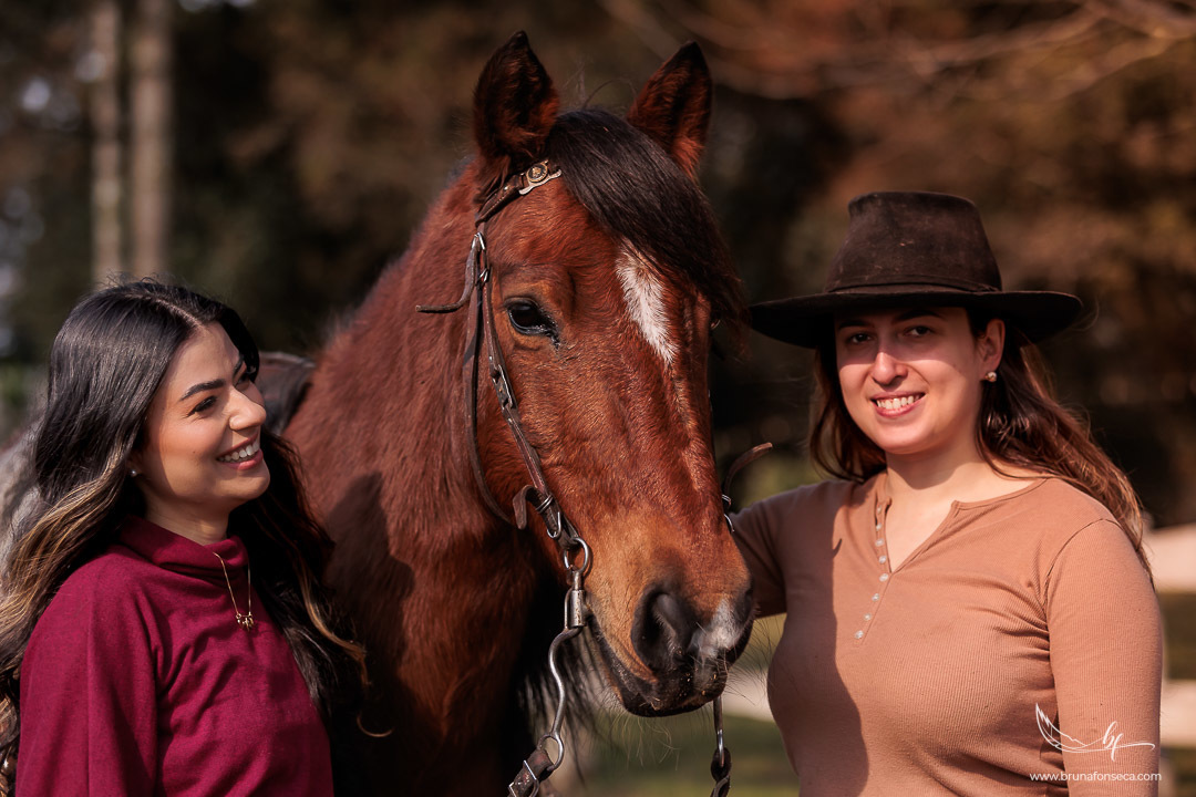 Petropolis; Ensaio Teen; Ensaio 15th; 15 anos; Fotografo de 15 Anos; Debutante; Camarim Madri; Adriana Krieger; Manu Garcia; Ensaio; Cavalos; 
