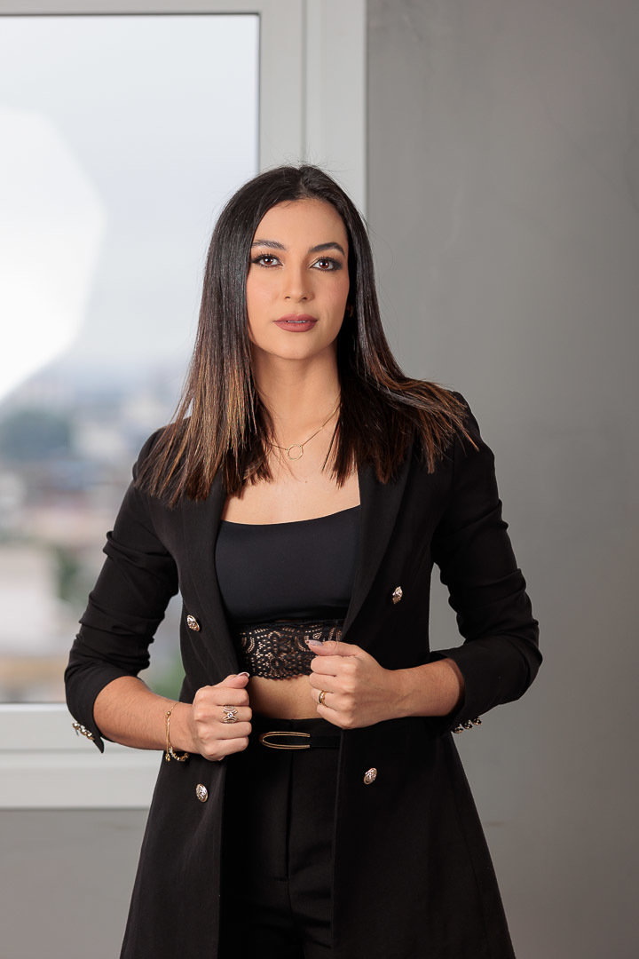 Ensaio feminino; Fotografia feminina;  Celina Munhoz; Novo Hamburgo; Fotografia Lifestyle; Nova Petropolis; Ensaio Teen; Ensaio 15th; 15 anos; Fotografo de 15 Anos; Debutante; Camarim Madri; Adriana Krieger; Manu Garcia; profissional; corporativo;