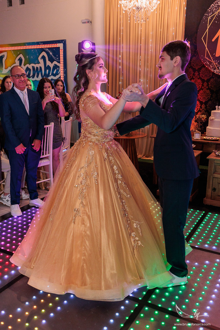 Ensaio feminino; Fotografia feminina; Recanto Bueno; Celina Munhoz; Novo Hamburgo; Fotografia Lifestyle; Nova Petropolis; Ensaio Teen; Ensaio 15th; 15 anos; Fotografo de 15 Anos; Debutante; Camarim Madri; Adriana Krieger; Manu Garcia;