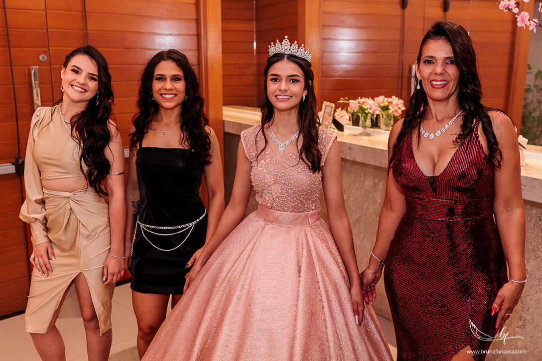 Ensaio feminino; Fotografia feminina; Recanto Bueno; Celina Munhoz; Novo Hamburgo; Fotografia Lifestyle; Nova Petropolis; Ensaio Teen; Ensaio 15th; 15 anos; Fotografo de 15 Anos; Debutante; Adriana Krieger; Manu Garcia; Porto Alegre;