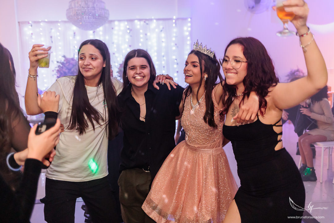 Ensaio feminino; Fotografia feminina; Recanto Bueno; Celina Munhoz; Novo Hamburgo; Fotografia Lifestyle; Nova Petropolis; Ensaio Teen; Ensaio 15th; 15 anos; Fotografo de 15 Anos; Debutante; Adriana Krieger; Manu Garcia; Porto Alegre;