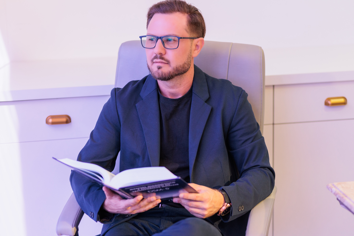 Retratos Corporativo; Retratos Médico; Reposicionamento de Imagem; Fotografia Corporativa; Porto Alegre; São Leopoldo; Novo Hamburgo; Ivoti; Campo Bom;