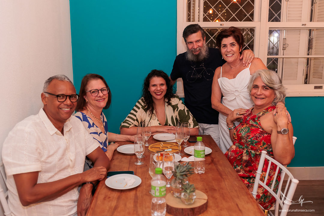 Bodas de Esmeralda, 40 anos de casamento, festa surpresa de bodas, comemoração de 40 anos, casal celebrando bodas, aniversário de casamento, fotógrafo de bodas, renovação de votos, celebração com família, evento emocionante