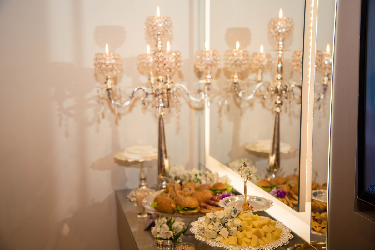 Fotografia de Eventos; Camarim Madri; Adriana Kruger; Manu Garcia; Boh Produções; LX Decor; Inauguração; Castelamare; Jornal VS; Revista News;