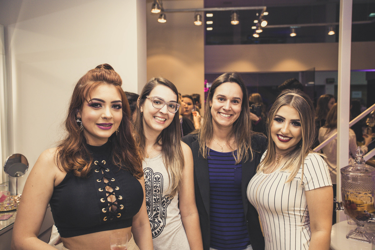 Fotografia de Eventos; Camarim Madri; Adriana Kruger; Manu Garcia; Boh Produções; LX Decor; Inauguração; Castelamare; Jornal VS; Revista News;