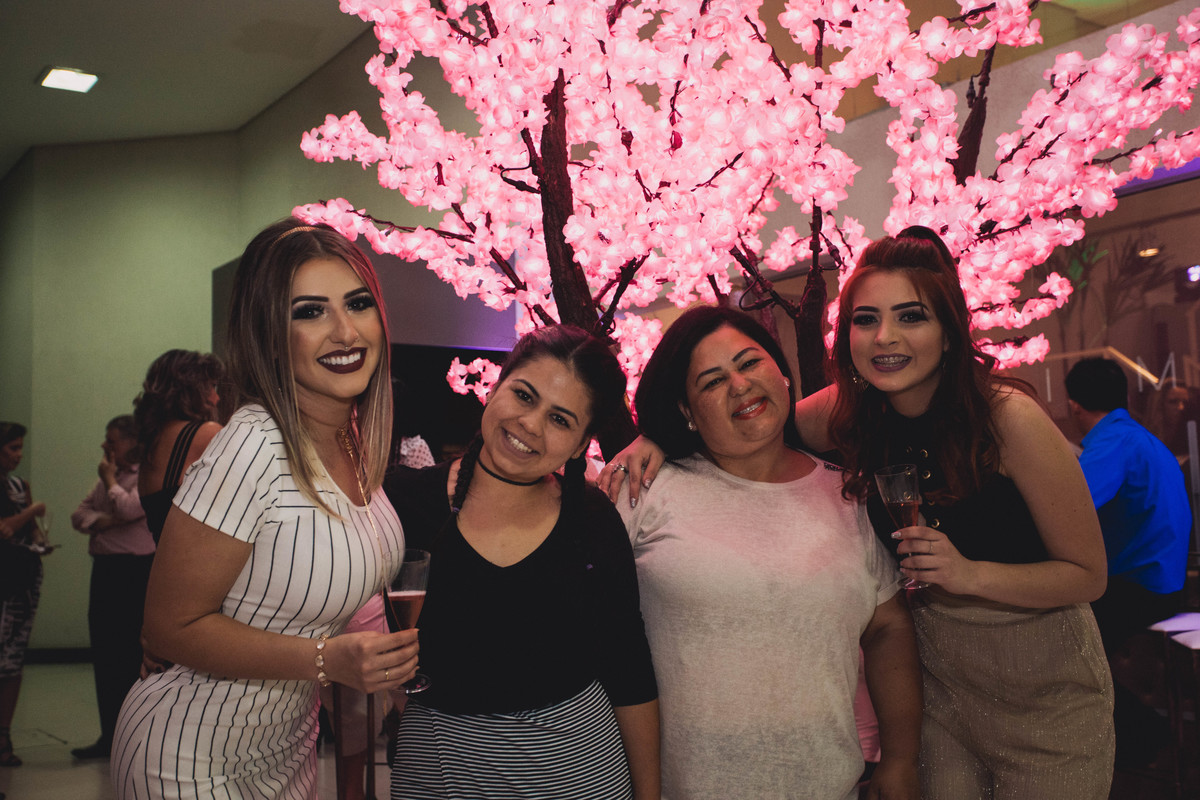 Fotografia de Eventos; Camarim Madri; Adriana Kruger; Manu Garcia; Boh Produções; LX Decor; Inauguração; Castelamare; Jornal VS; Revista News;