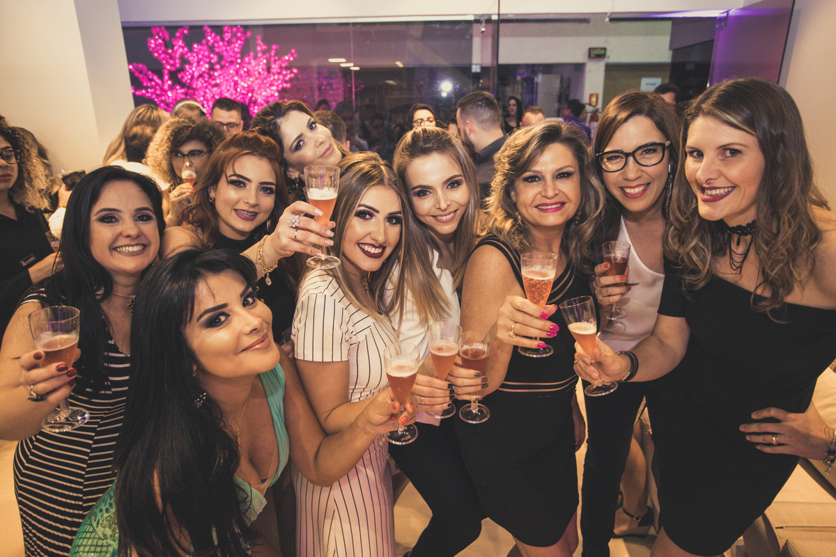 Fotografia de Eventos; Camarim Madri; Adriana Kruger; Manu Garcia; Boh Produções; LX Decor; Inauguração; Castelamare; Jornal VS; Revista News;