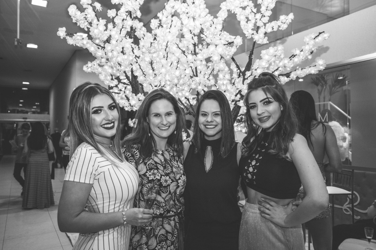 Fotografia de Eventos; Camarim Madri; Adriana Kruger; Manu Garcia; Boh Produções; LX Decor; Inauguração; Castelamare; Jornal VS; Revista News;