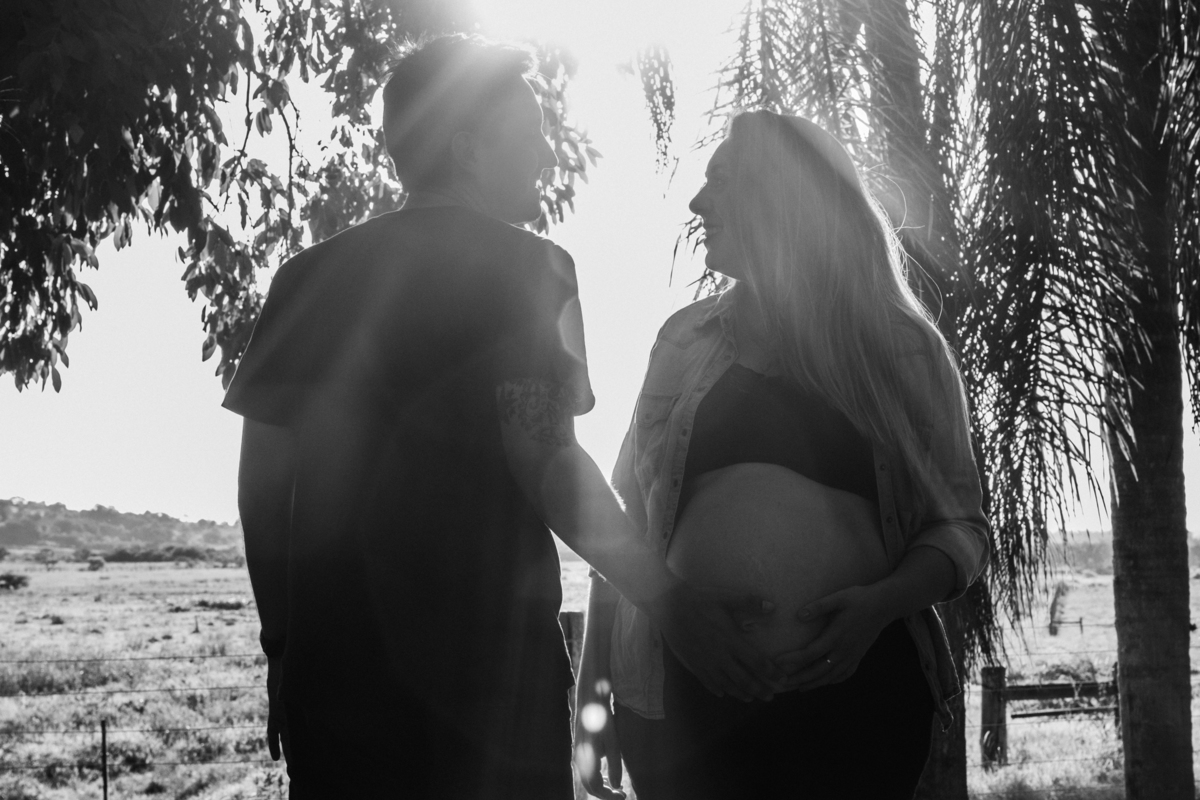 Ensaio Gestante; Mãe de Menino; Fotografia gestante; Fotografia gestante São Leopoldo; Fotografia gestante; Fotografia de família; São Leopoldo; Fotografia com animais; Ensaio de família; Gravidez; Inter; Grêmio;